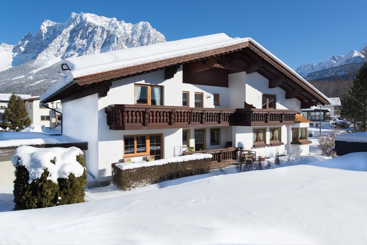 Ferienwohnung Haus Carmen Ehrwald Exterior foto